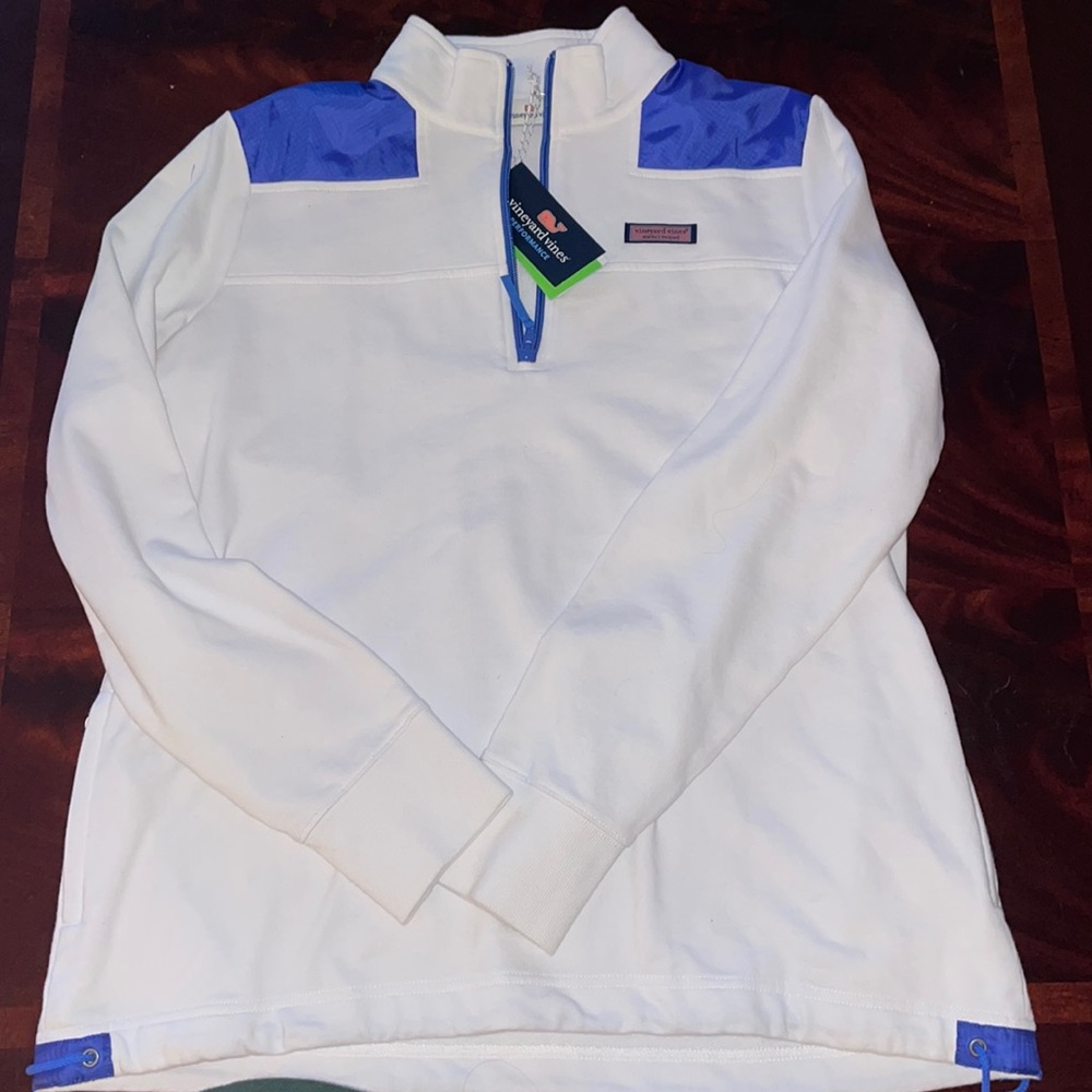 Womens VV quarter zip